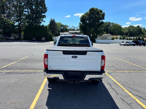 Used 2022 Ford F250 XL w/ Power Equipment Group AWD/4WD image 6