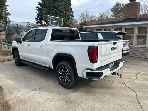 Used 2020 GMC Sierra 1500 AT4 w/ AT4 Premium Package AWD/4WD image 5