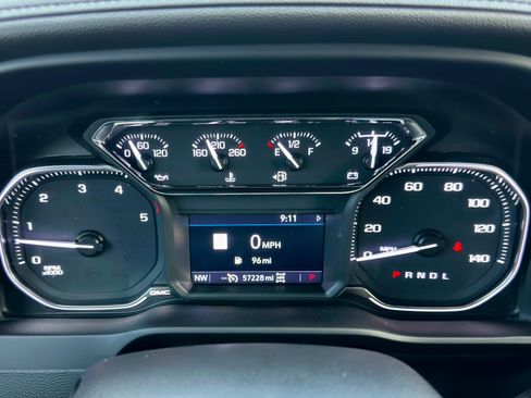 Used 2023 GMC Sierra 2500 AT4 w/ AT4 Preferred Package AWD/4WD image 12