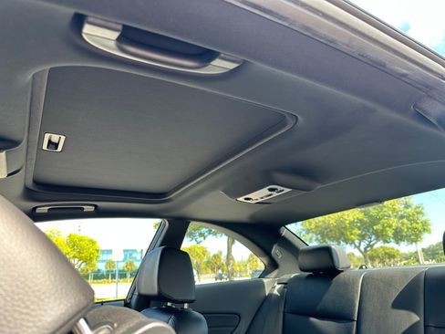 Used 2013 BMW 135i Coupe image 23