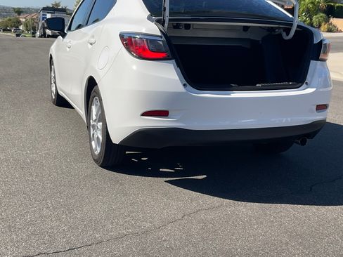 Used 2017 Toyota Yaris iA FWD image 15