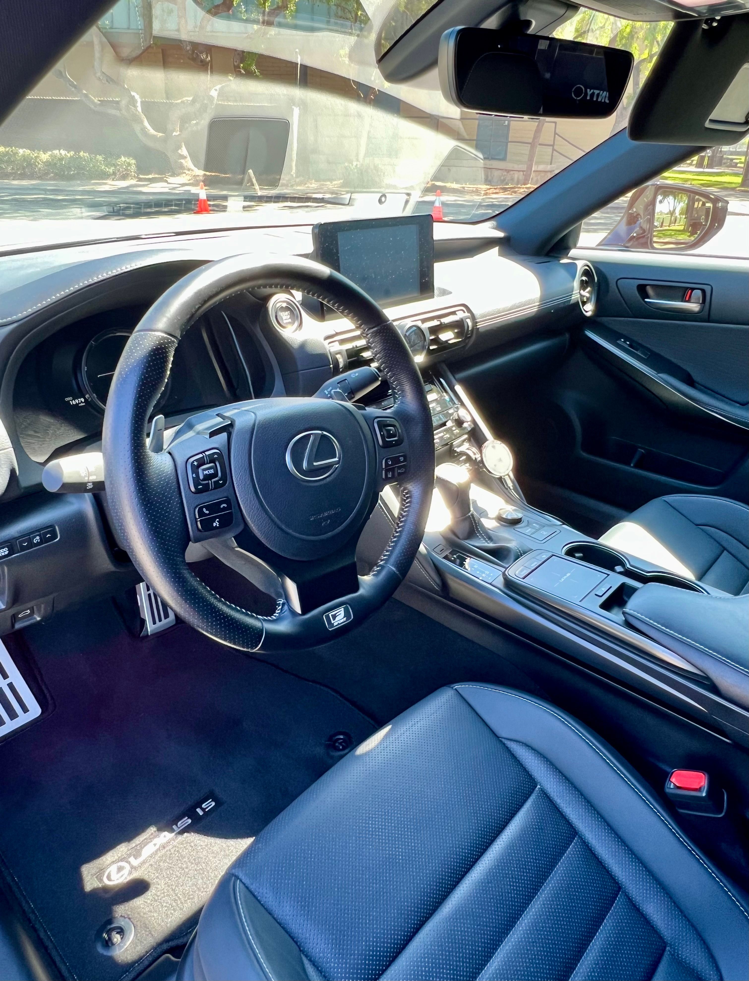 Used 2023 Lexus IS 350 F Sport w/ Accessory Package 2 RWD image 9