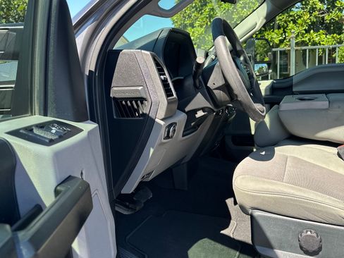 Used 2021 Ford F350 XL w/ STX Appearance Package AWD/4WD image 11