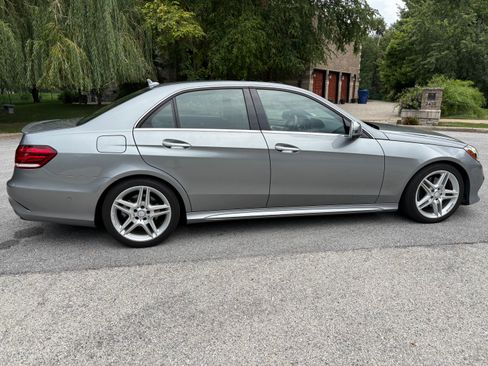 Used 2014 Mercedes-Benz E 350 4MATIC Sedan image 25