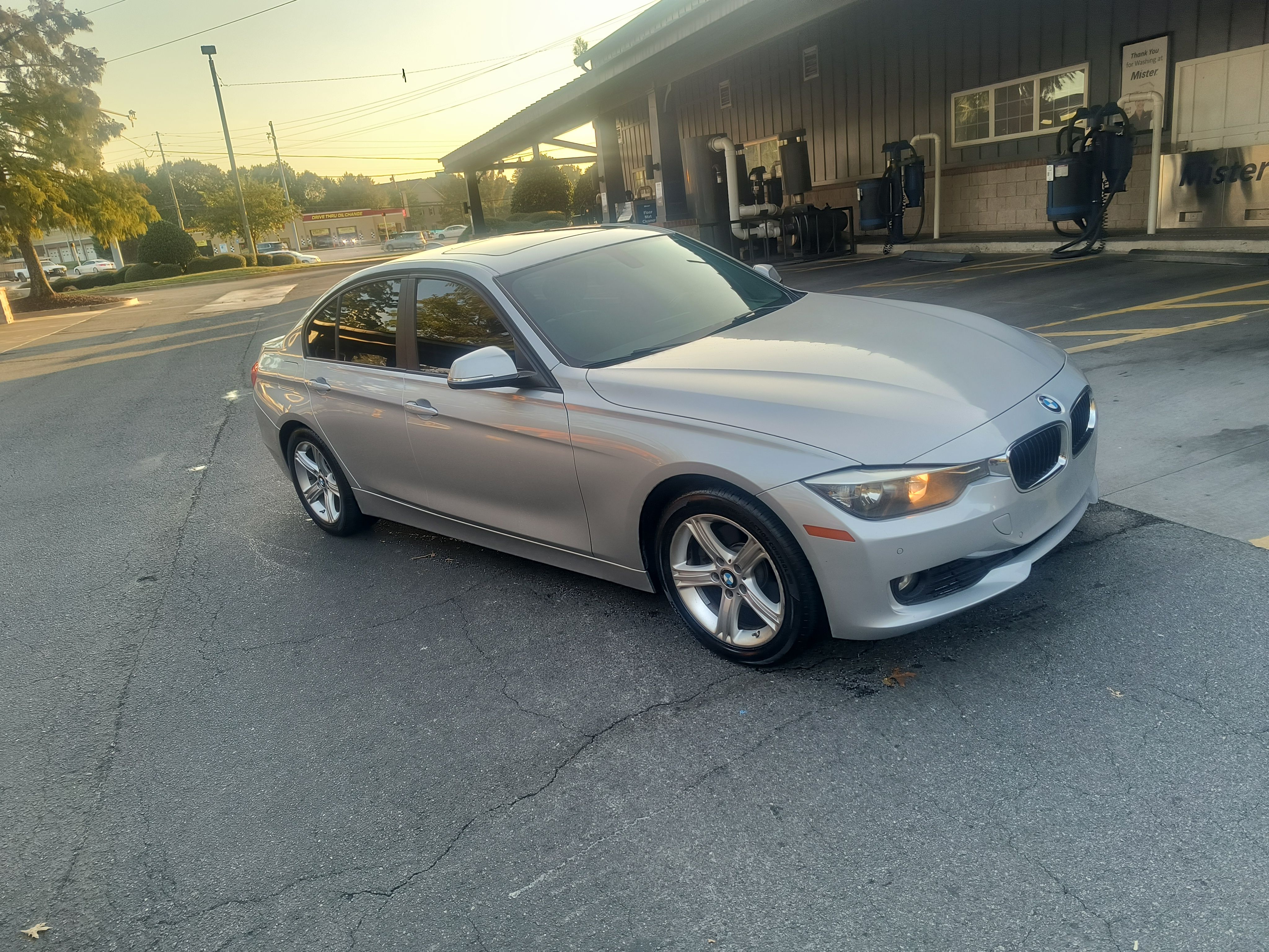 Used 2015 BMW 320i Sedan RWD image 20