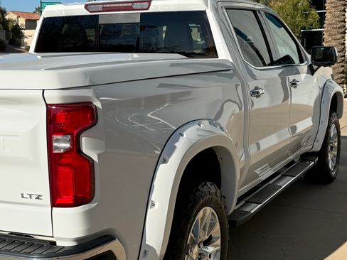 Used 2019 Chevrolet Silverado 1500 LTZ w/ LTZ Plus Package image 5