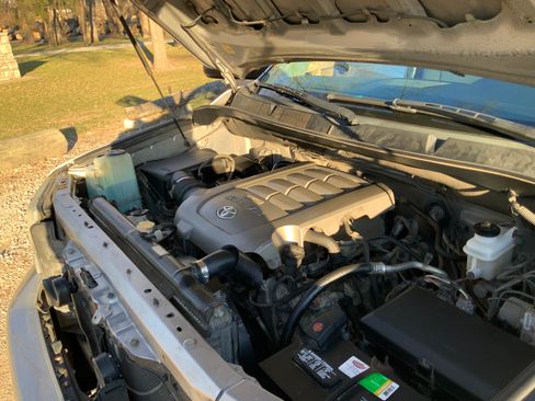 Used 2010 Toyota Tundra SR5 image 14