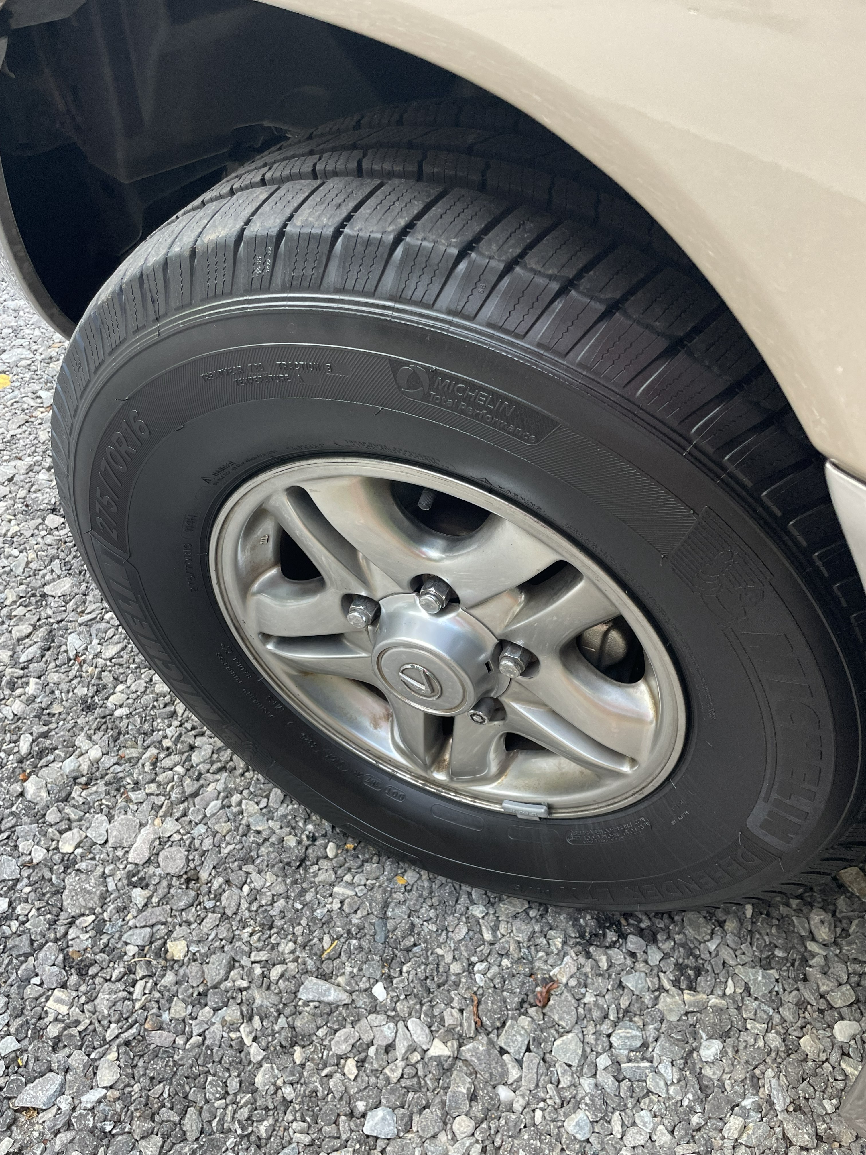 Used 2001 Lexus LX 470 4WD image 18