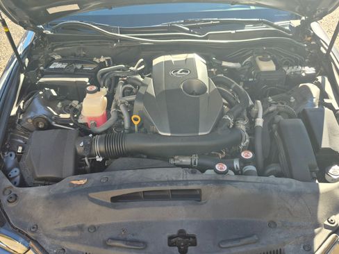 Used 2019 Lexus IS 300 image 13