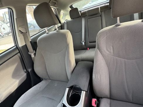 Used 2013 Toyota Prius Two image 12