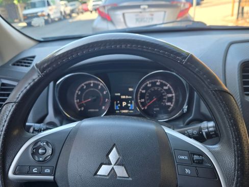 Used 2018 Mitsubishi Outlander Sport LE image 7