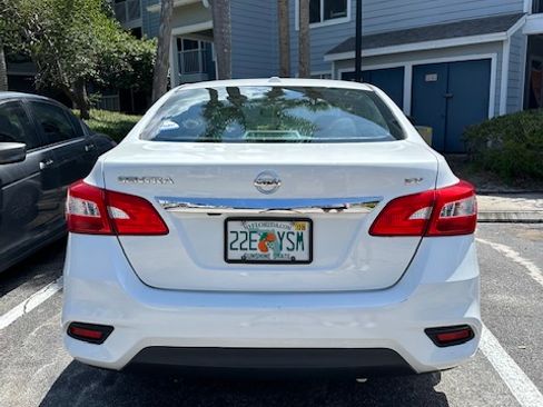 Used 2017 Nissan Sentra SV FWD image 8