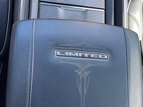 Used 2020 RAM 3500 Limited image 17