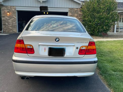 Used 2003 BMW 330xi Sedan AWD/4WD image 6