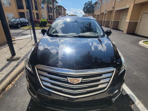 Used 2017 Cadillac XT5 Luxury image 21
