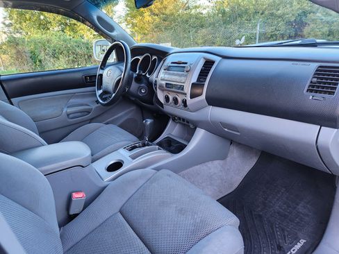 Used 2010 Toyota Tacoma 4x4 Double Cab image 23
