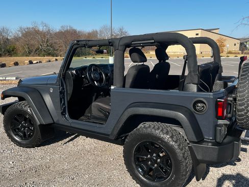 Used 2017 Jeep Wrangler Sport image 2