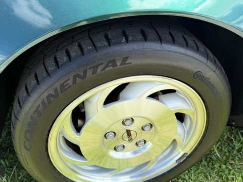 Used 1994 Chevrolet Corvette Convertible image 24