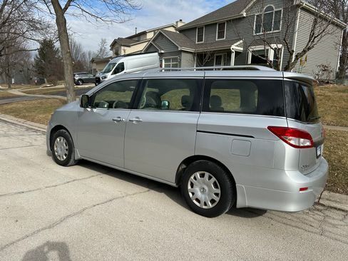 Used 2013 Nissan Quest S image 10