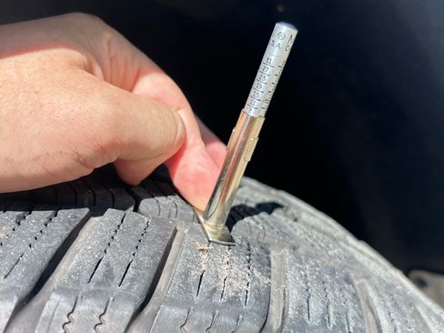 Used 2017 Jeep Grand Cherokee Overland image 25