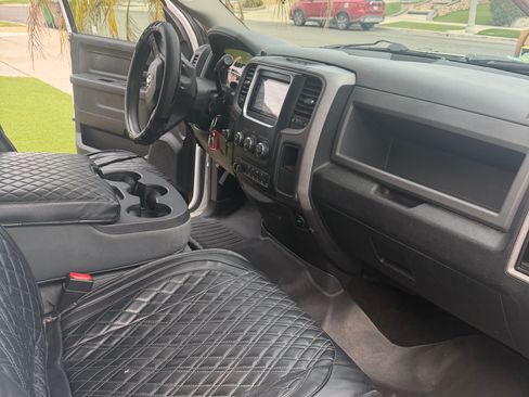 Used 2014 RAM 2500 Tradesman w/ Chrome Appearance Group AWD/4WD image 6