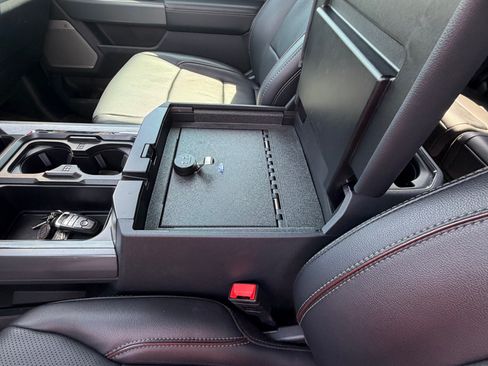 Used 2024 Ford F250 Lariat w/ Lariat Ultimate Package image 8