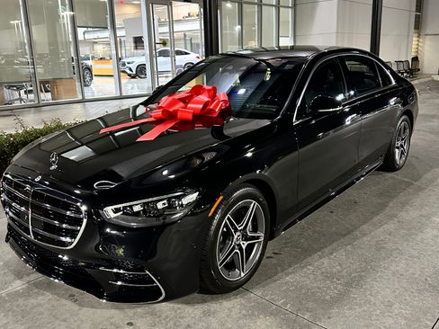 Used 2026 Mercedes-Benz S 580e 4MATIC Sedan image 5