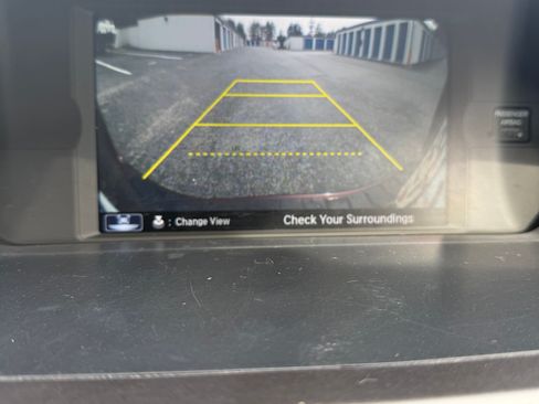 Used 2015 Honda Odyssey Touring Elite image 14