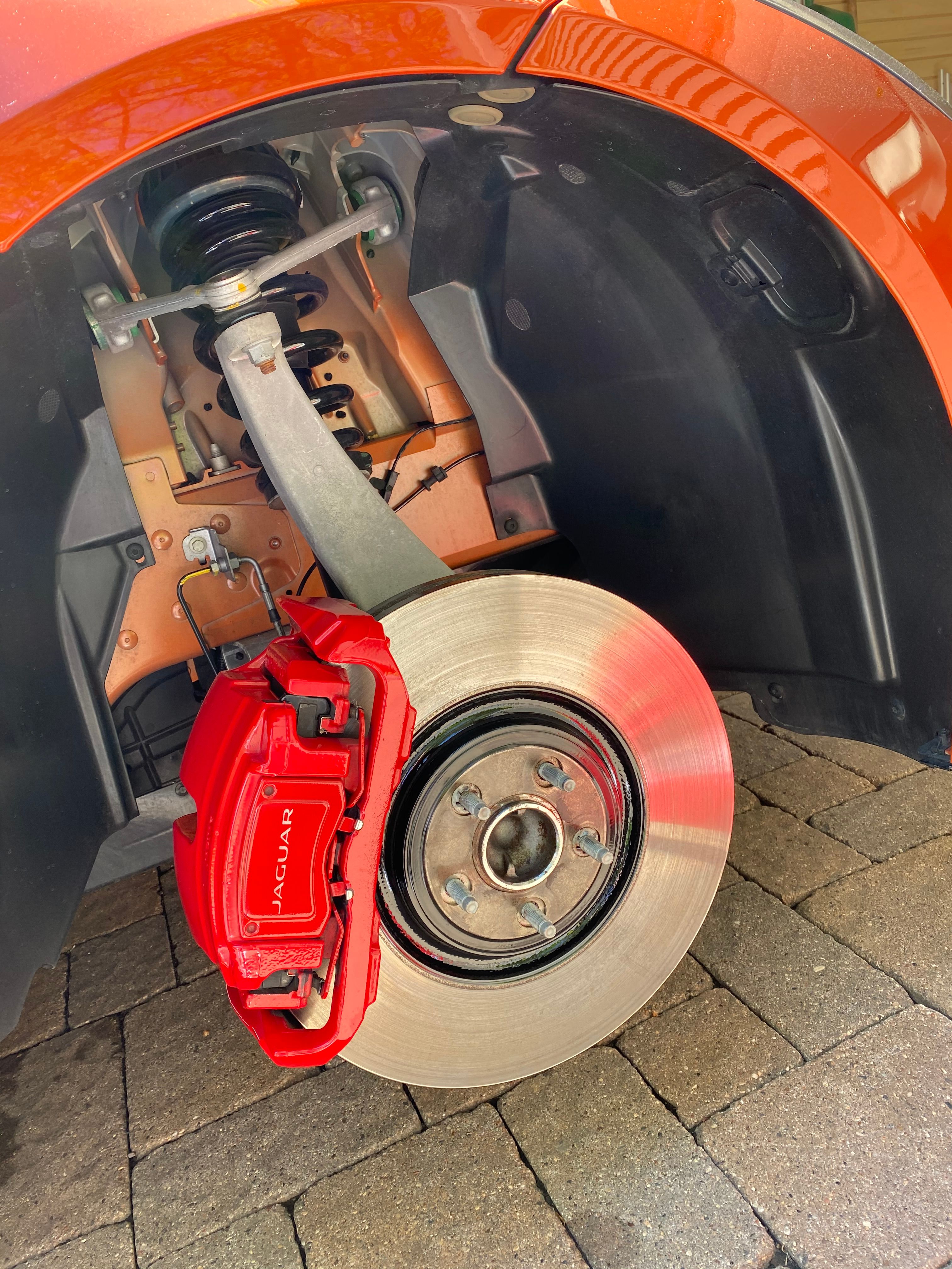 Used 2014 Jaguar F-TYPE S RWD image 31