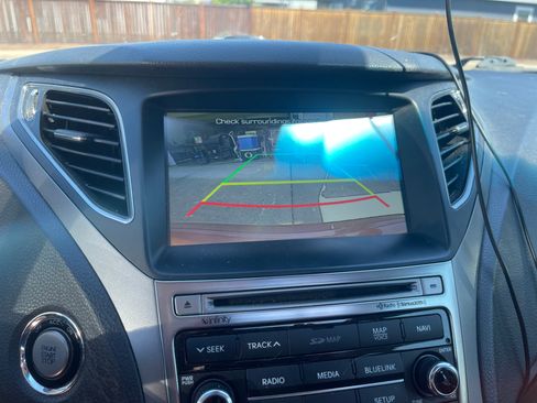 Used 2015 Hyundai Azera Limited FWD image 13