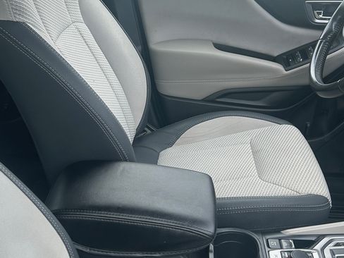 Used 2020 Subaru Forester Premium image 13
