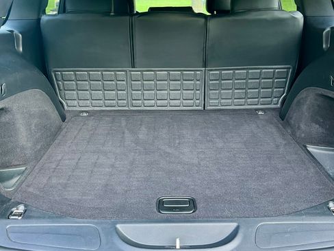 Used 2020 Jeep Grand Cherokee Altitude image 29