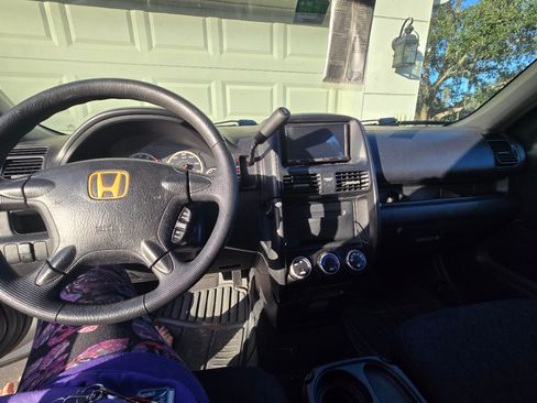 Used 2005 Honda CR-V LX image 6