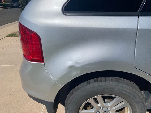 Used 2012 Ford Edge SE FWD image 31