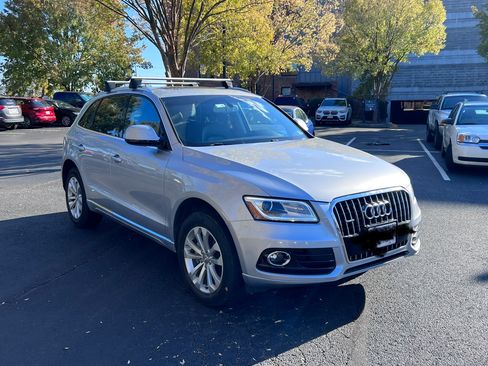 Used 2015 Audi Q5 2.0T Premium Plus w/ Technology Package AWD/4WD image 1