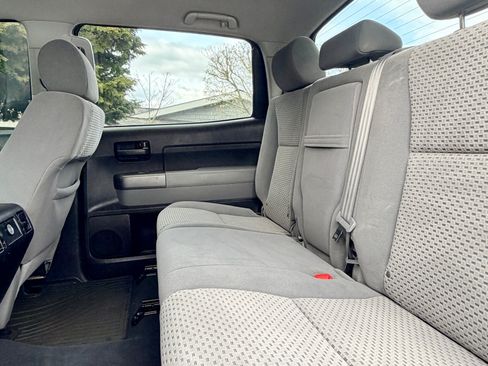 Used 2013 Toyota Tundra 4x4 CrewMax w/ Tow Pkg image 15