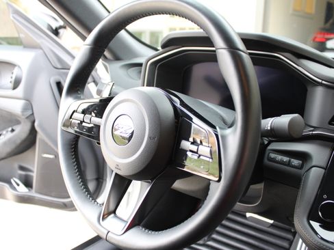 Used 2023 Nissan Z w/ Floor Mat Package (L93) image 20