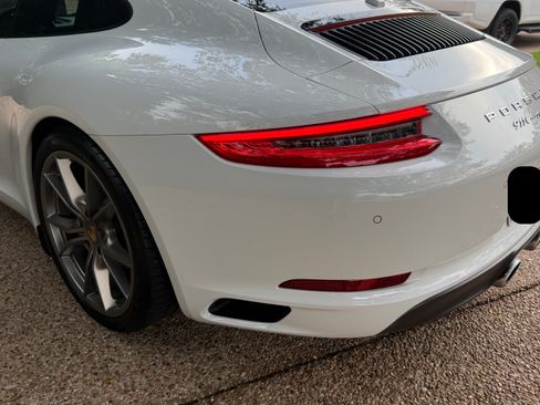 Used 2018 Porsche 911 Carrera S RWD image 18