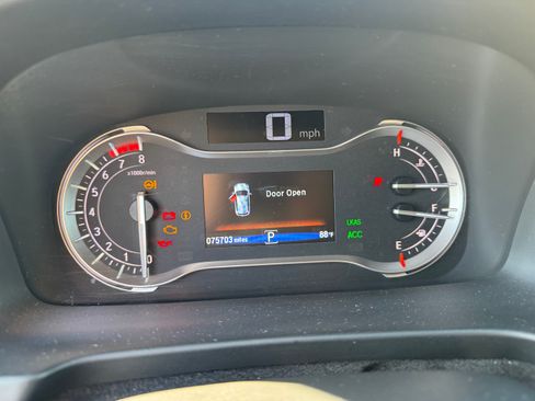 Used 2018 Honda Pilot EX-L image 10