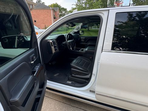 Used 2018 GMC Sierra 1500 Denali w/ Denali Ultimate Package AWD/4WD image 6