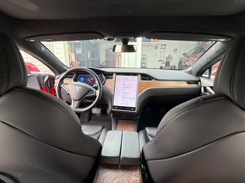 Used 2021 Tesla Model S Long Range Plus image 19