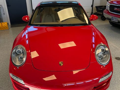 Used 2012 Porsche 911 Targa 4S AWD/4WD image 2