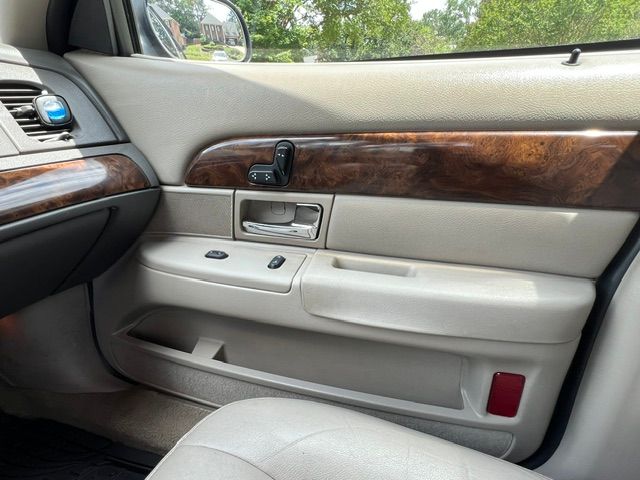 Used 2006 Mercury Grand Marquis LS RWD image 6
