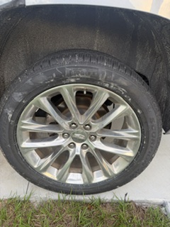 Used 2019 Cadillac Escalade Luxury RWD image 13