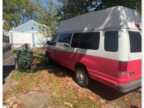 Used 2009 Ford E-250 and Econoline 250 Extended image 4