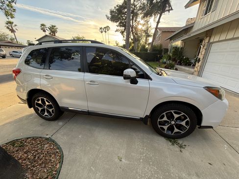 Used 2015 Subaru Forester 2.0XT Touring w/ Popular Package #2 image 9