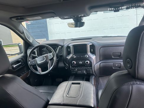 Used 2020 GMC Sierra 1500 Denali w/ Technology Package AWD/4WD image 11