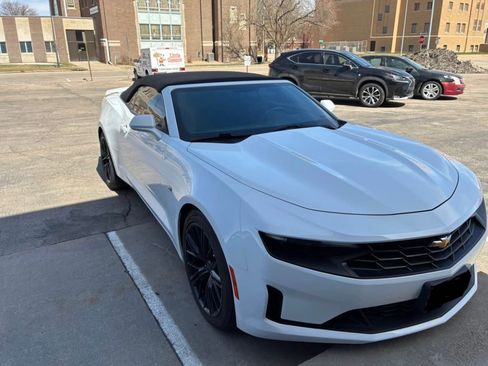 Used 2019 Chevrolet Camaro LT image 1