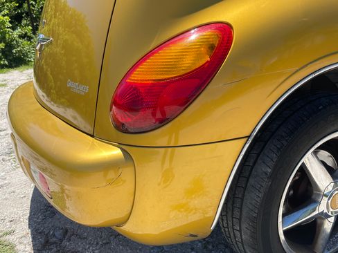 Used 2002 Chrysler PT Cruiser Limited image 11