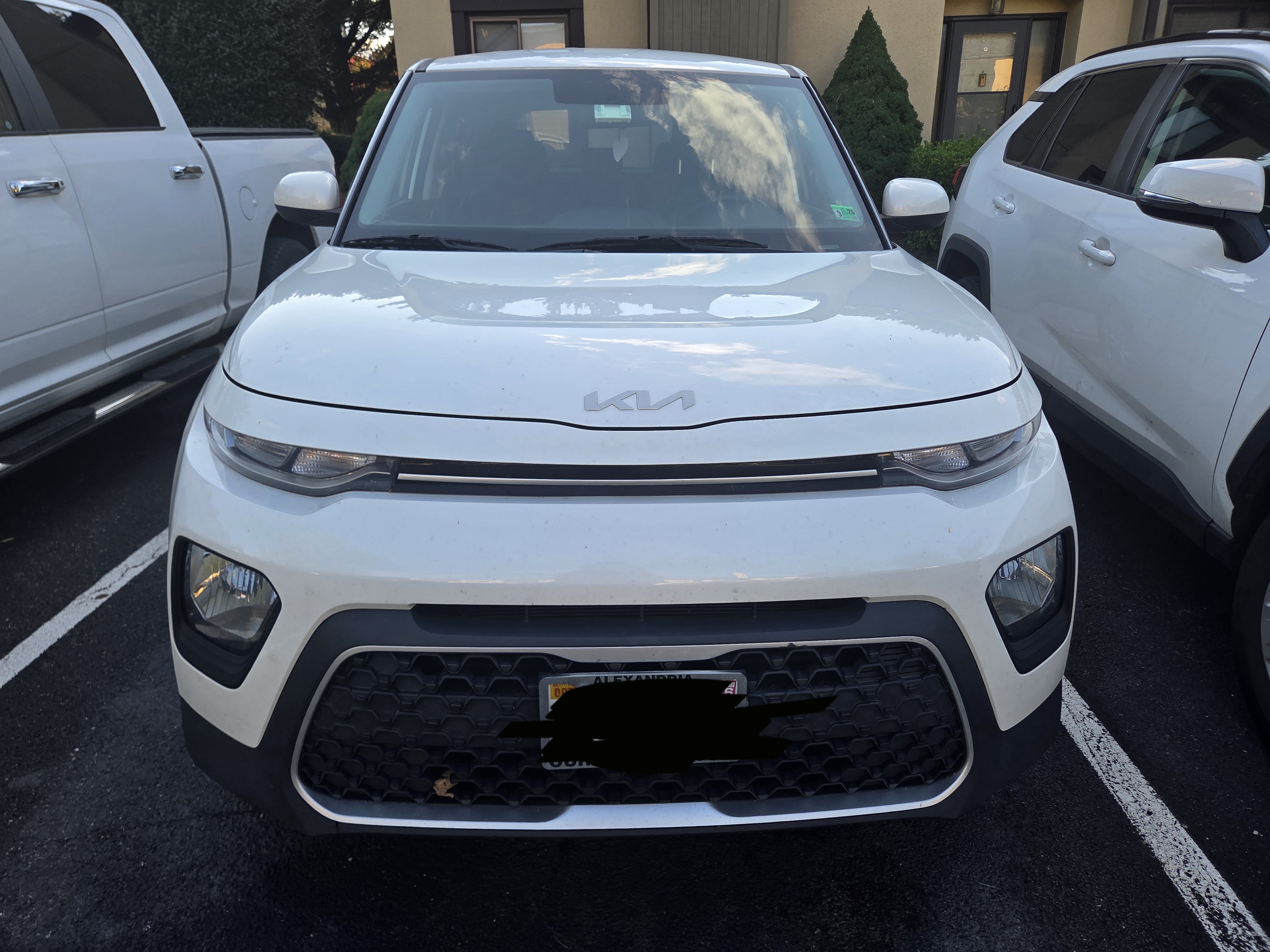 Used 2022 Kia Soul LX FWD image 1